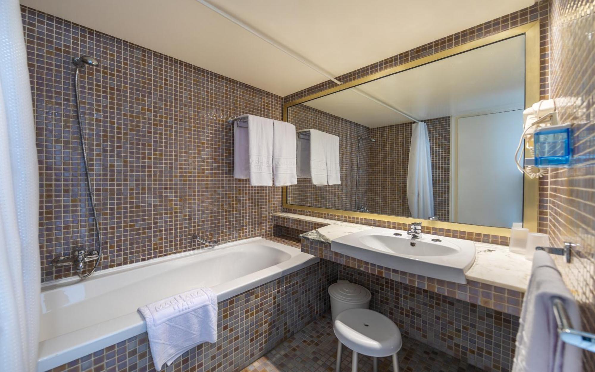 Triple Room,1605384509:JPEG