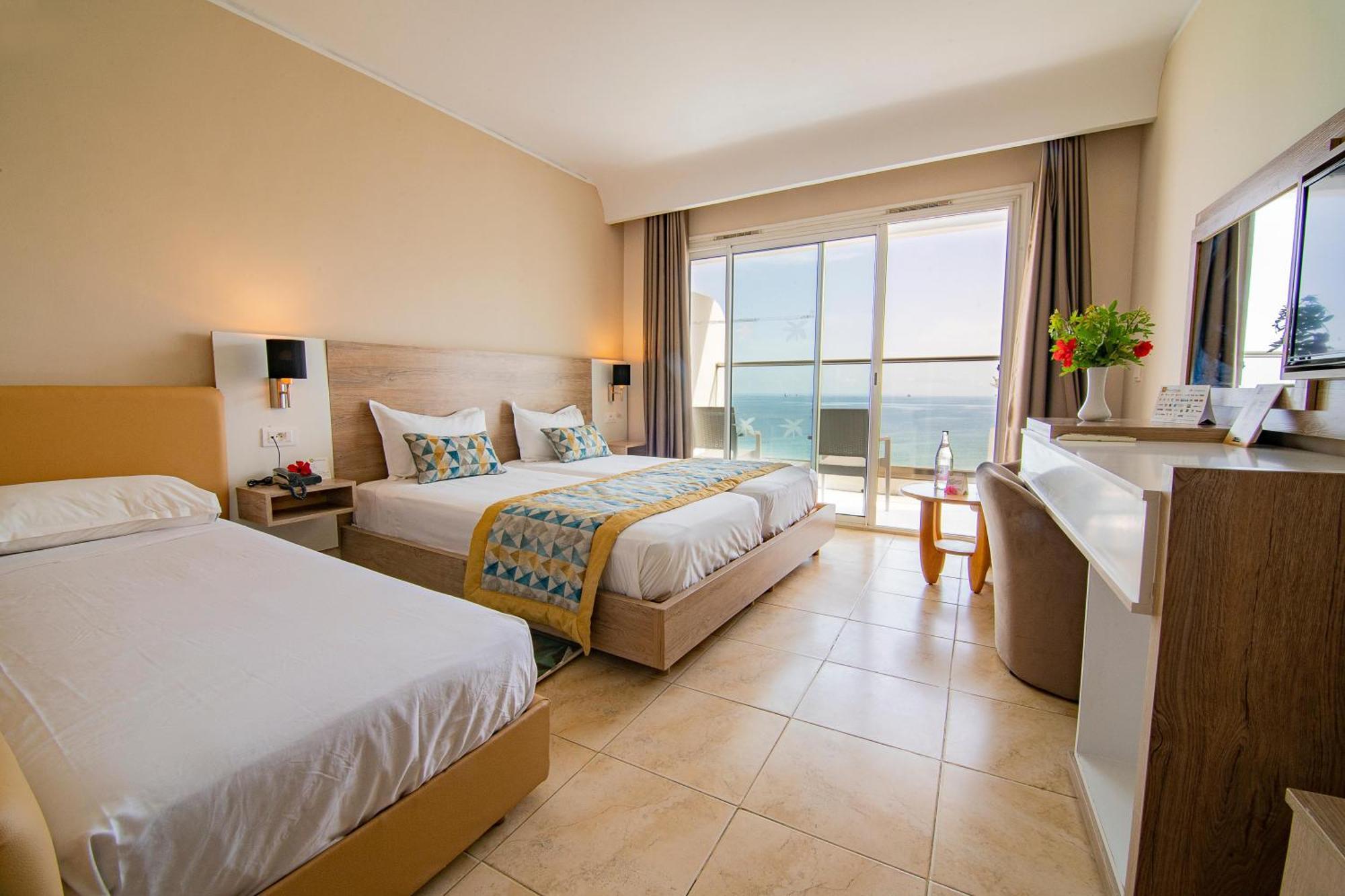 Chambre Triple Standard - Vue sur Mer